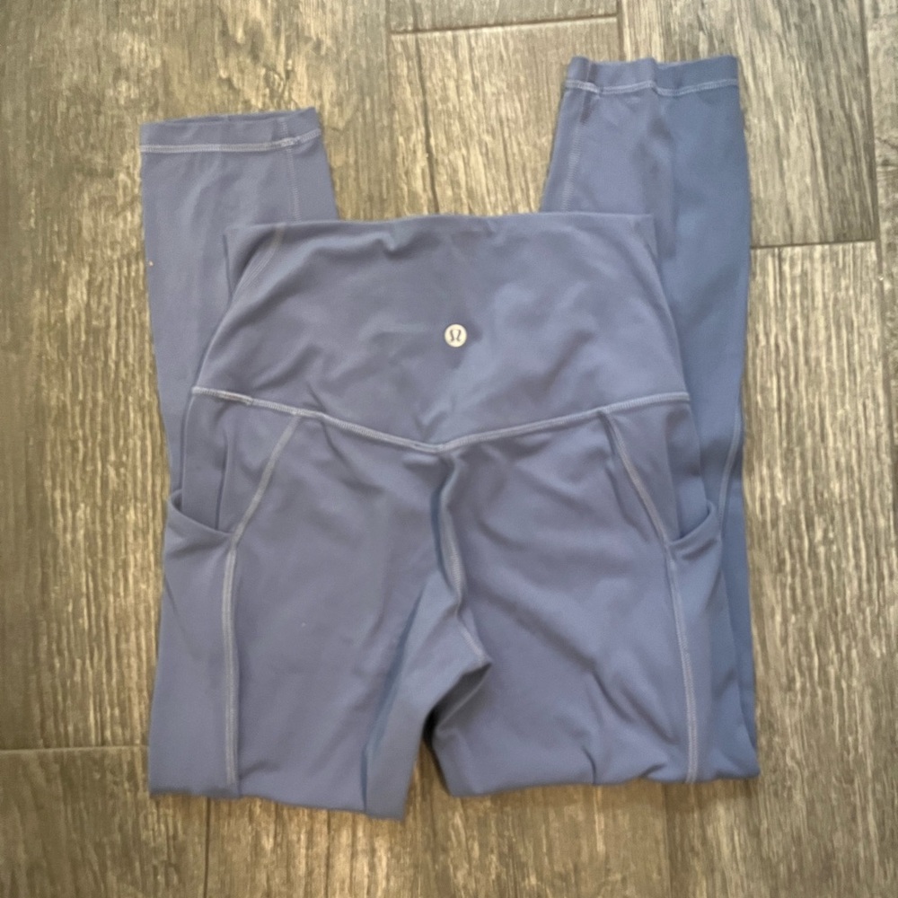lululemon align 23’’ pant nulu size 4 water drop blue color with pockets